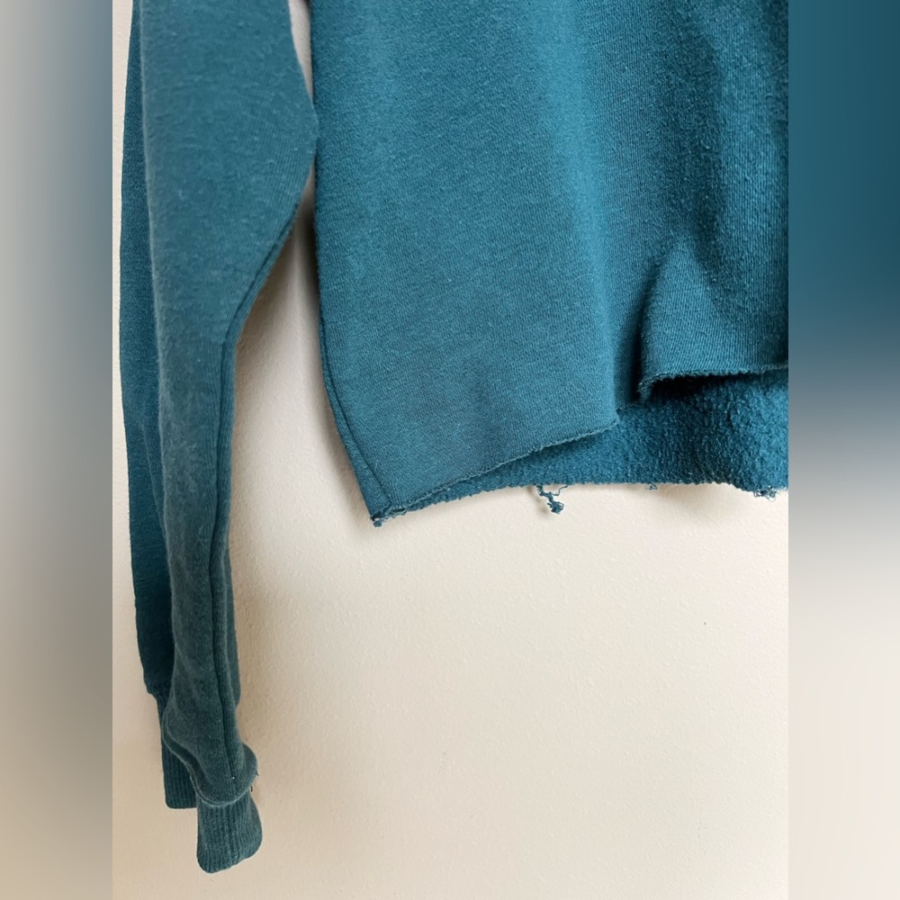 Cropper Crewneck - Picture 4 of 4